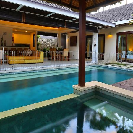 Chandra Bali Villas Seminyak Chambre photo